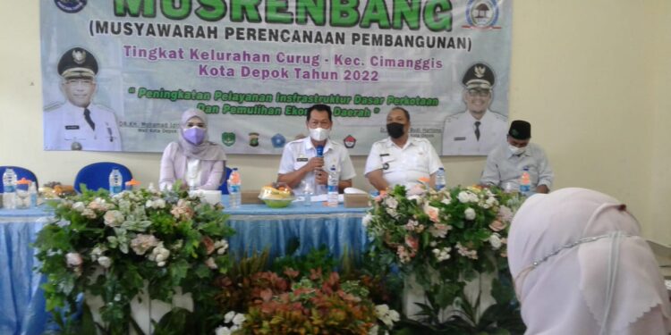 Kelurah Curug Lakukan Musrenbang Tahun 2022, Pembangunan Non Fisik Juga Prioritas