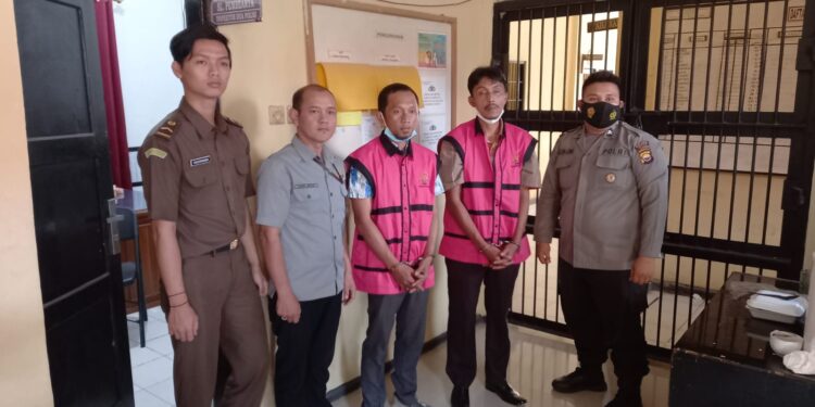 Kejari Seluma Resmi Tahan Kepala Desa Arang Sapat & Bendaharanya Terkait Dugaan Kuropsi Dana Desa