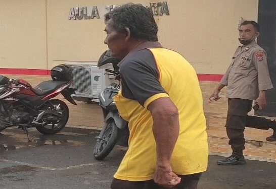 Bertahun-tahun Bekerja Sukarela Menyusun Sepeda Motor di Mako Polresta Deli Serdang,Wak Man : Ikhlas dan Sabar