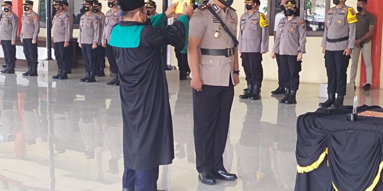 Kapolresta Deli Serdang Pimpin Upacara Pengukuhan Wakapolresta