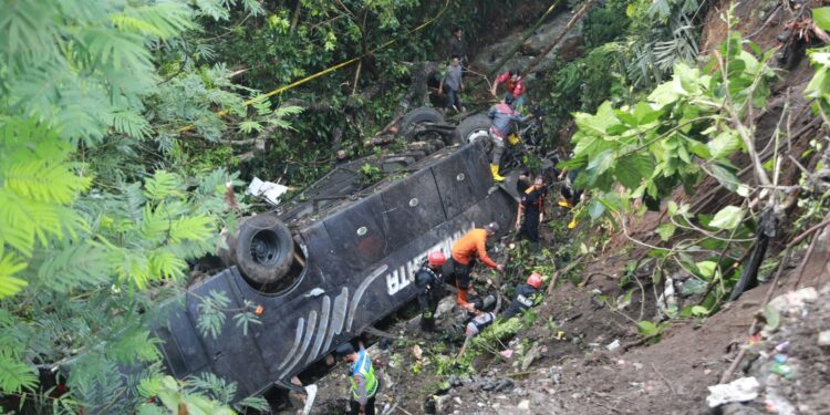 Polres Tasikmalaya Kota Tetapkan Pengemudi Bus Maut Yang Terjun Ke Jurang di Rajapolah Sebagai Tersangka