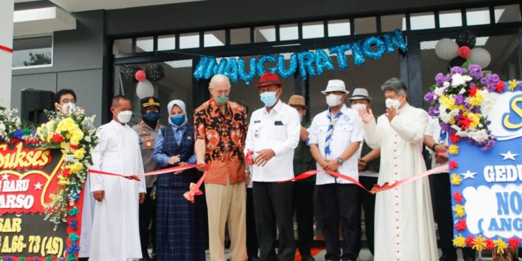 Resmikan Gedung Baru Yos Sudarso, Kang Jimat Sebut Pembangunan Gedung Sekolah Adalah Pembangunan Sumber Daya Manusia