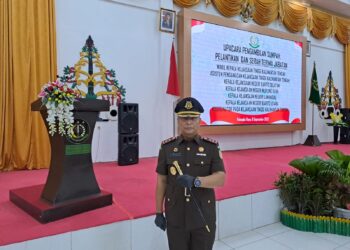 Kajati Kalteng Pathor Rahman, S.H.,M.H Lantik Kosasih, S.H.,M.H Sebagai Kajari Murung Raya