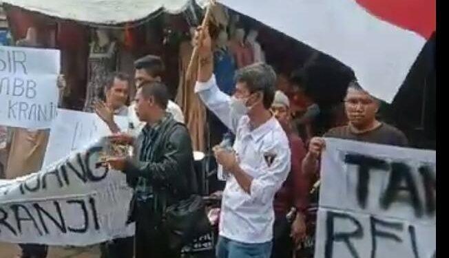 Pemkot Bekasi Pura – pura Tidak tau Adanya Pungli dan Mafia Rugikan Pedagang di Pasar Keranji