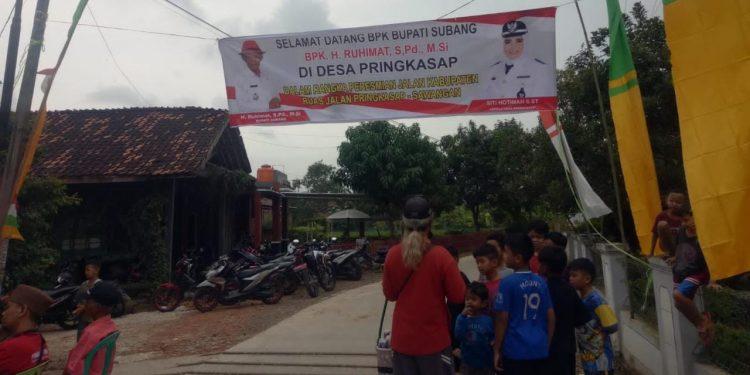 Kades Pringkasap dan Warga Adakan Ramah Tamah Dengan Bupati, Dalam Syukuran Peresmian Jalan Kabupaten