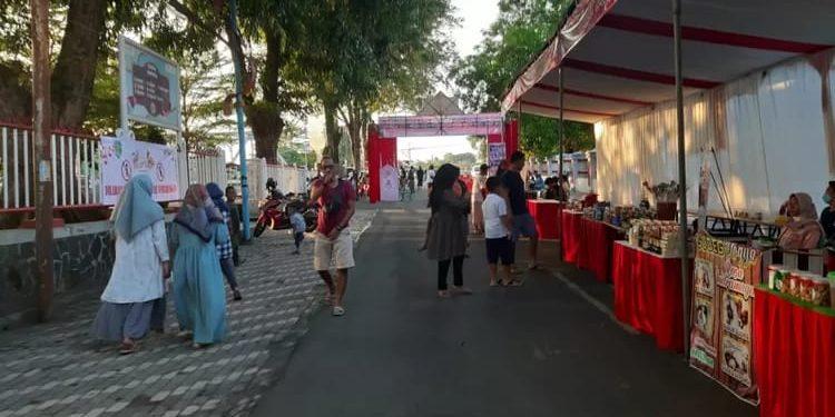 NGABUBURIT di Indramayu, Berburu UMKM Kuliner Lengkap di Bazaar Raya Ramadhan