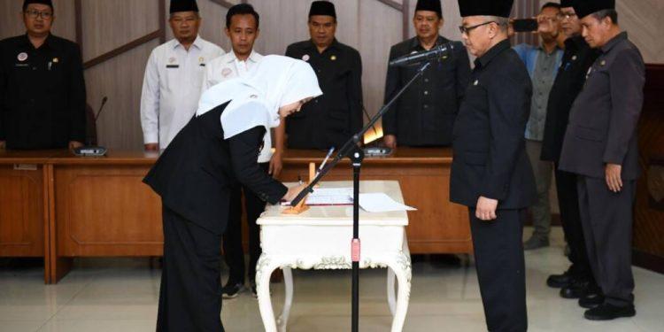 Sekda Rinto Lantik Pejabat Administrasi di Lingkungan Pemerintah Kabupaten Indramayu