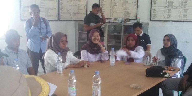 Tokoh Masyarakat Desa Ciasem Baru, Melakukan Audensi di Ruang Rapat Desa