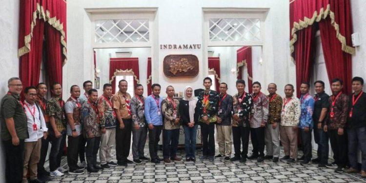 10 Dirut Politeknik Negeri Se – Indonesia Temui Bupati Nina Agustina Bahas Peningkatan IPM Dan Pengelolaan SDA