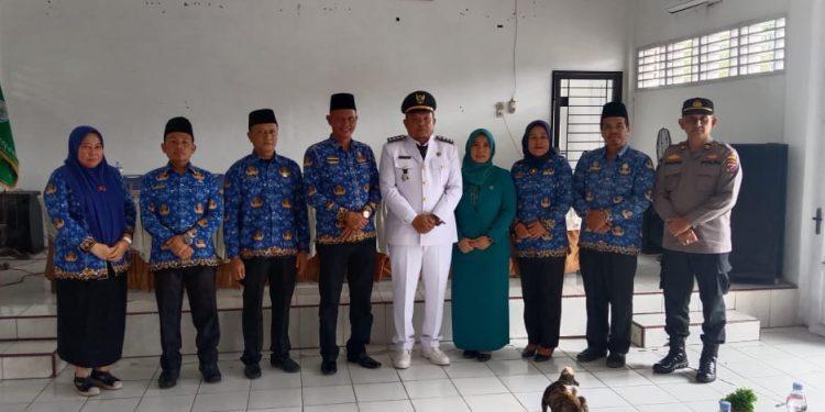Pengadaan Baju Seragam Murid SMPN 19 Kabupaten Seluma Diduga Mark Up Harga.