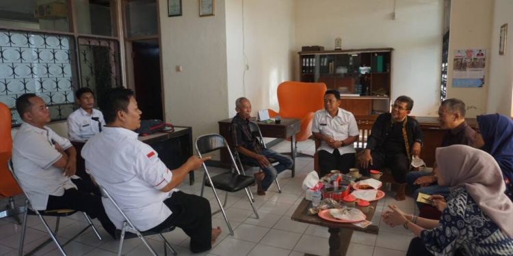 Lakukan Penelitian Terkait Penyelenggraan Radio, Tim Peneliti UNPAD Kunjungi radio Kijang Kencana FM