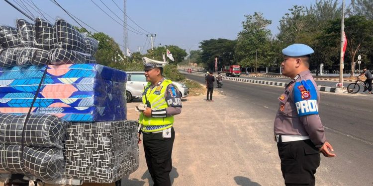 Hari Ketujuh Ops Zebra Maung 2023 Satgas Preventif dan Gakkum Laksanakan Gatur dan Himbauan serta Teguran