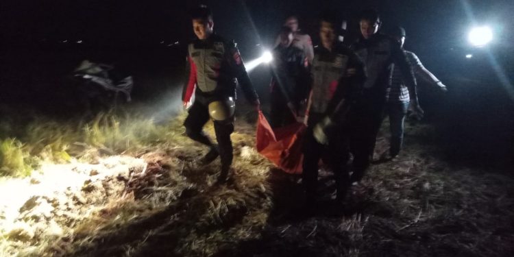 Kapolres Indramayu Pimpin Olah TKP Penemuan Mayat di Pesawahan Desa Singaraja