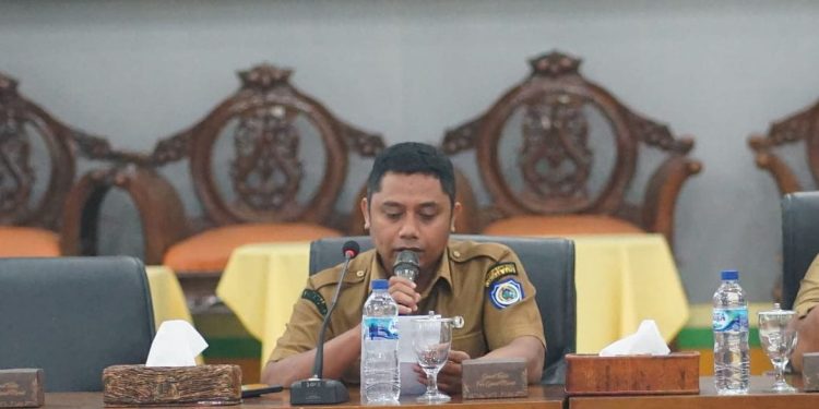 Sekdakab Labuhanbatu Pimpin Rapim Dalam Program Bupati Sapa Desa