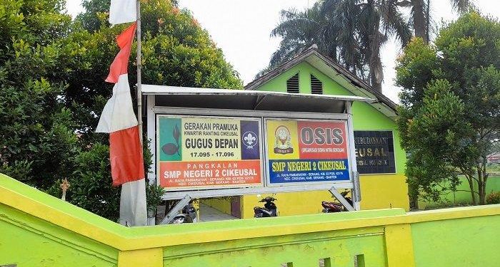 SMPN 2 Cikeusal Belum Laporkan Pengunaan Dana BOS Tahun 2022-223, Diduga Ada Korupsi, Untuk Itu Copot Kepala Sekolahnya