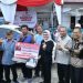 Bupati Indramayu Nina Agustina Hibahkan 1 Unit Mobil Ambulans Buat Yayasan Kematian Jaya Eretan