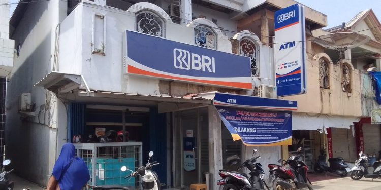 Pimpinan BRI Unit Pringkasap Cabang Pamanukan, Diduga Tidak Menghargai Tamu Wartawan