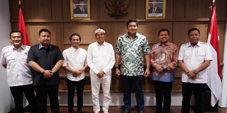 Kunjungi Menteri PKP Bersama Gubernur Jabar, Bupati Subang Siap Terapkan Kebijakan Penataan Perumahan dan Permukiman