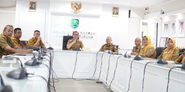 Pengendalian Inflasi, Sekda Subang Hadiri Rapat Harga Cabai Rawit