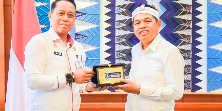 Gubernur KDM Dan Kakanwil Kemenkum Jawa Barat: Posbakum Wajib Ada di Tiap Desa & Kelurahan Mulai 1 Oktober 2025