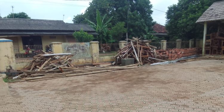 Kepsek SD Negri Kertajaya Cikaum, Tidak Respon Menjawab Konfirmasi Wartawan
