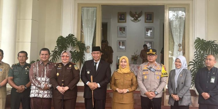 Kapolres Pagar Alam Januar Kencana Setia Persada Hadiri Penyambutan Kajari Baru, Perkuat Sinergi Penegakan Hukum Di Kota Pagar Alam